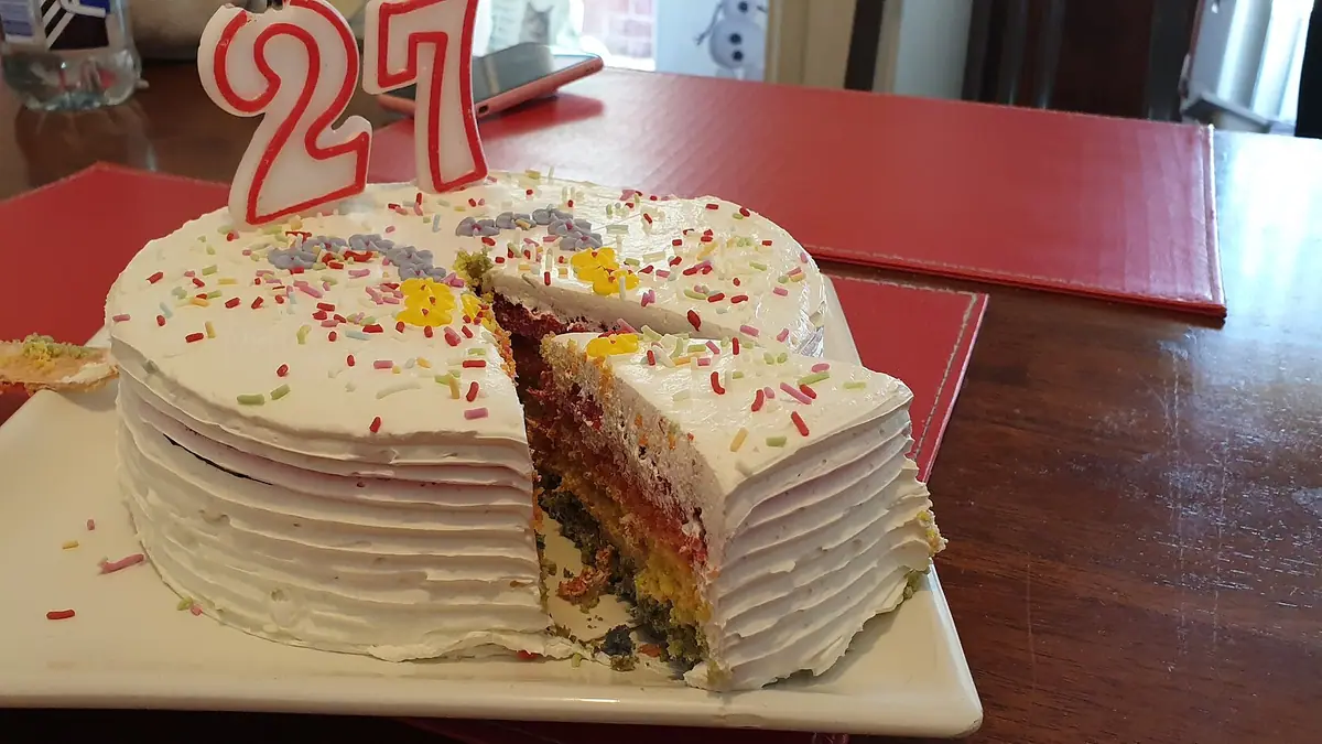 Tost – cake shop in Llanwrtyd Wells town centre